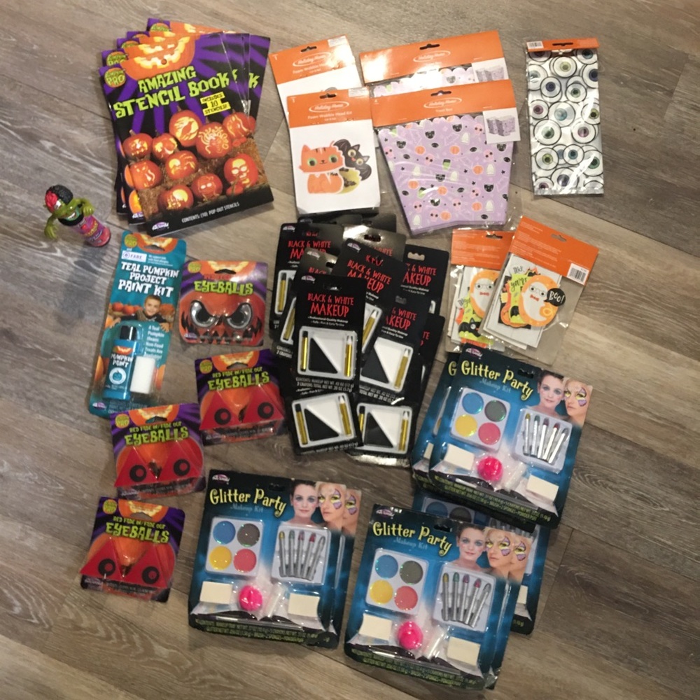 Halloween Lot of 41 Items NWT